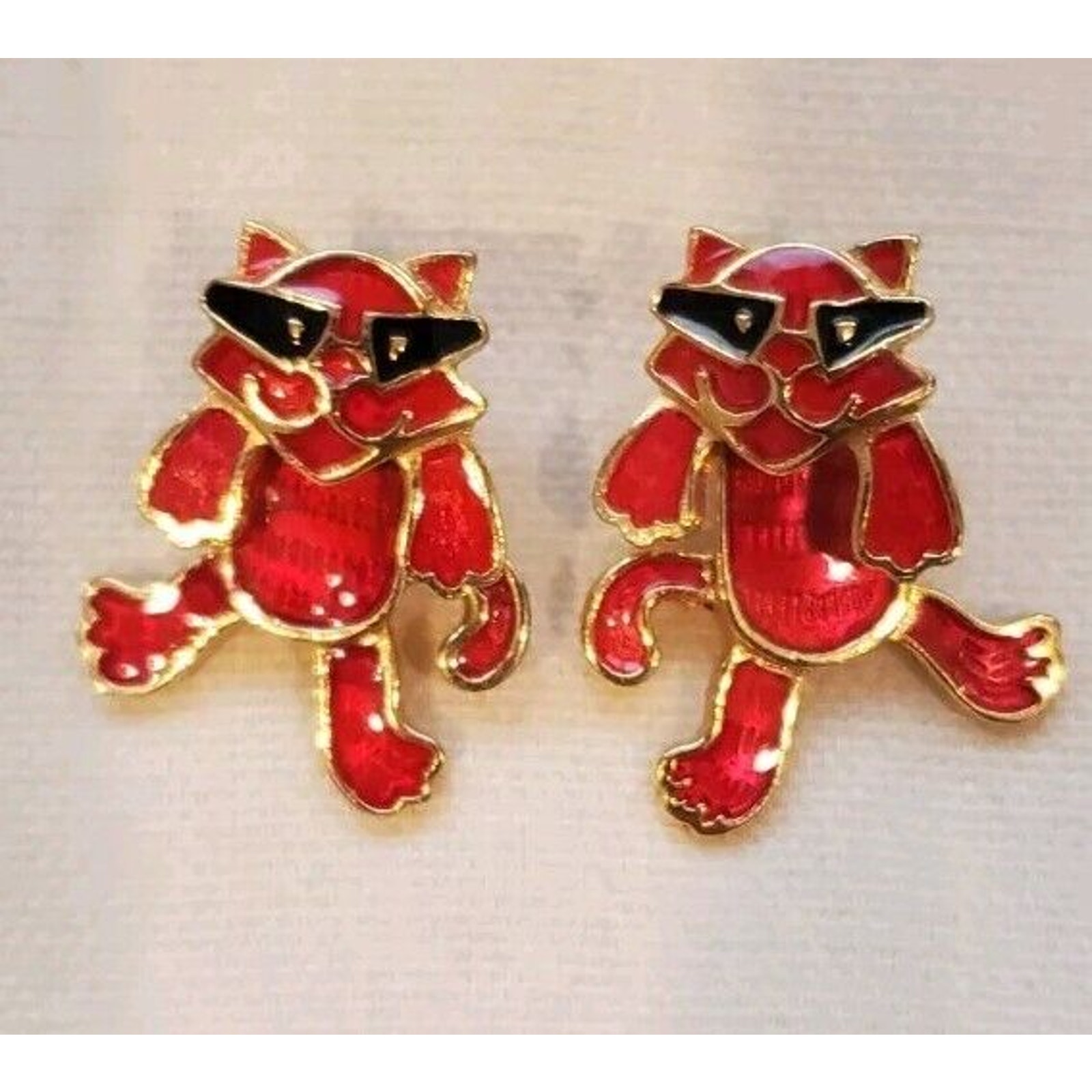 Vintage Edgar Berebi Enamel Cat Earrings
